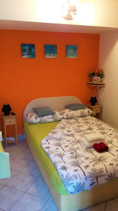 Apartments Viking Split Bagian luar foto